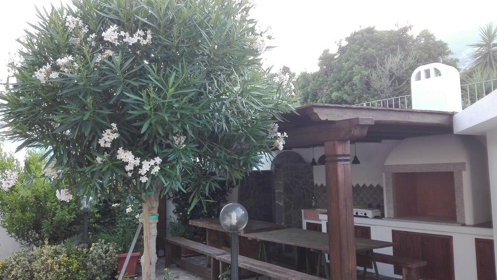 Casa Vacanze Villa Rosa Cala Gonone Ngoại thất bức ảnh